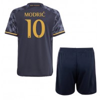 Real Madrid Luka Modric #10 Vonkajší Detský futbalový dres 2023-24 Krátky Rukáv (+ trenírky)